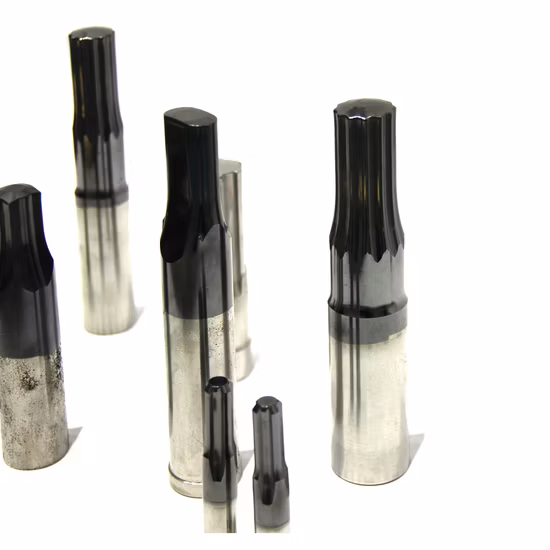 Herramienta perforadora cuadrada de carburo personalizada de precisión de alta calidad