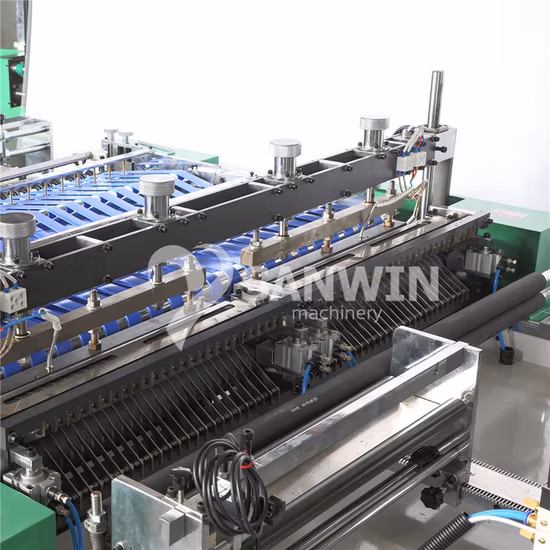 Máquina automática para fabricar bolsas de plástico biodegradables con sellado lateral de plástico de polietileno PP PE Máquina para fabricar bolsas de mensajería Máquina plegadora de película OPP